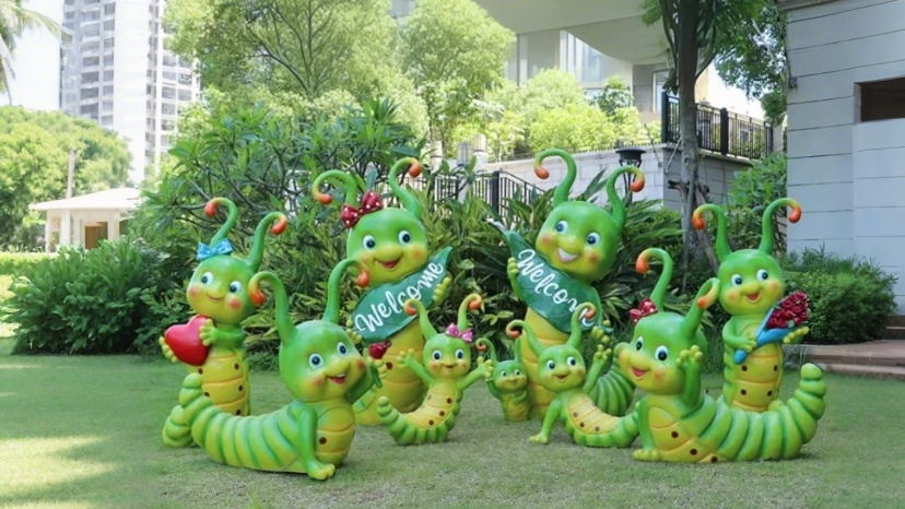 卡通毛毛虫